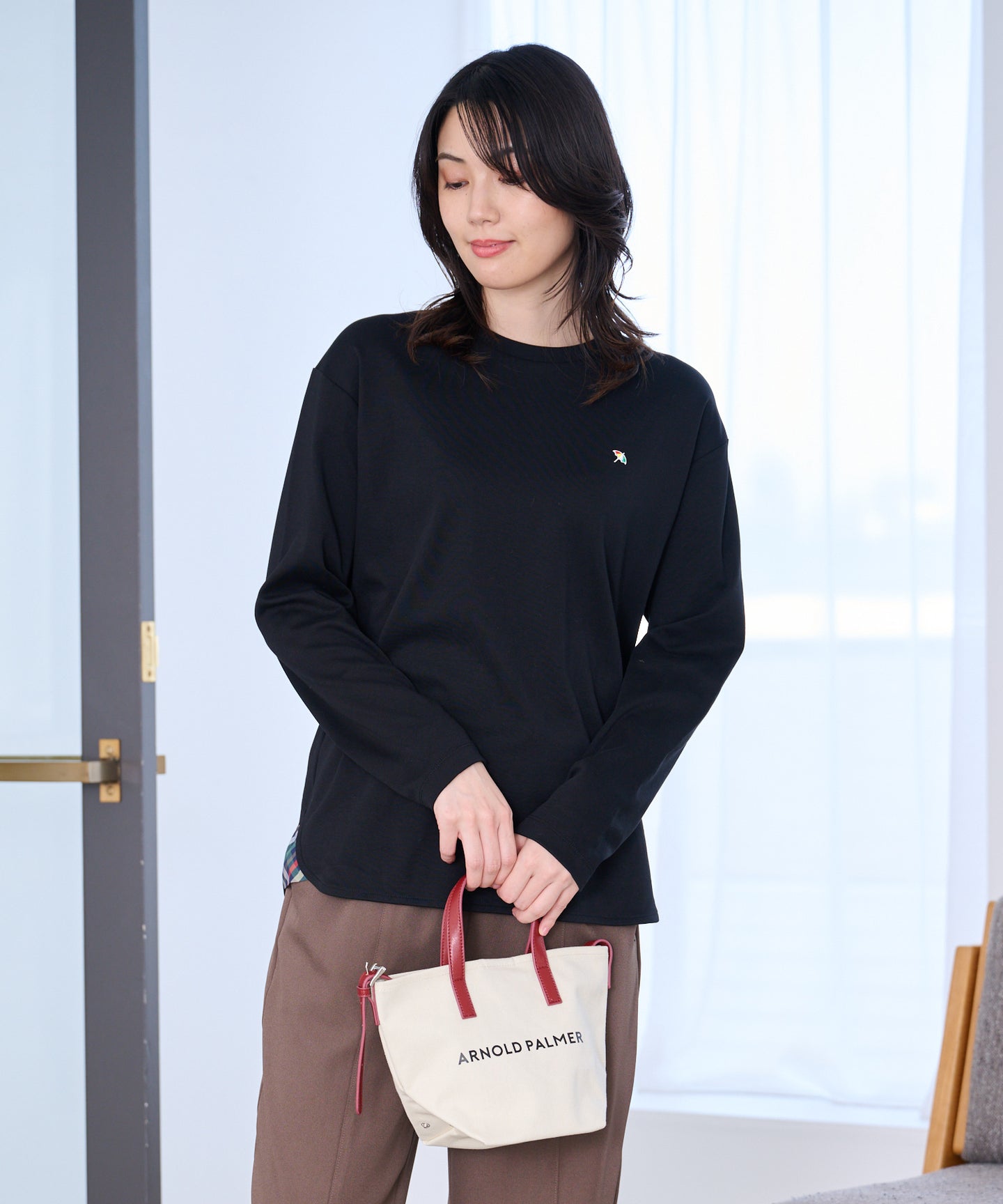 Arnold Palmer 2WAYコンパクト シェアサコッシュ